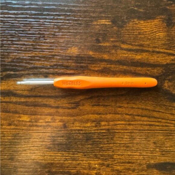 *New* The Woobles Edgar the Skeleton Halloween Red Crochet Hook (Unique Color) - Picture 1 of 2